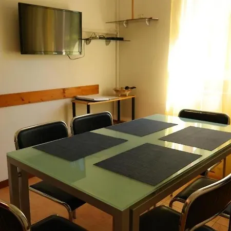 Apartmán With Parking Space Stinjan, - 22939 Pula