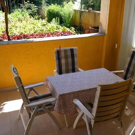 Apartmán With Parking Space Stinjan, - 22939 *