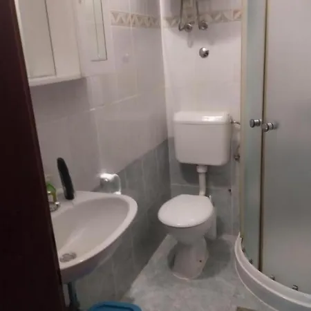 With Parking Space Stinjan, - 22939 Apartamento *